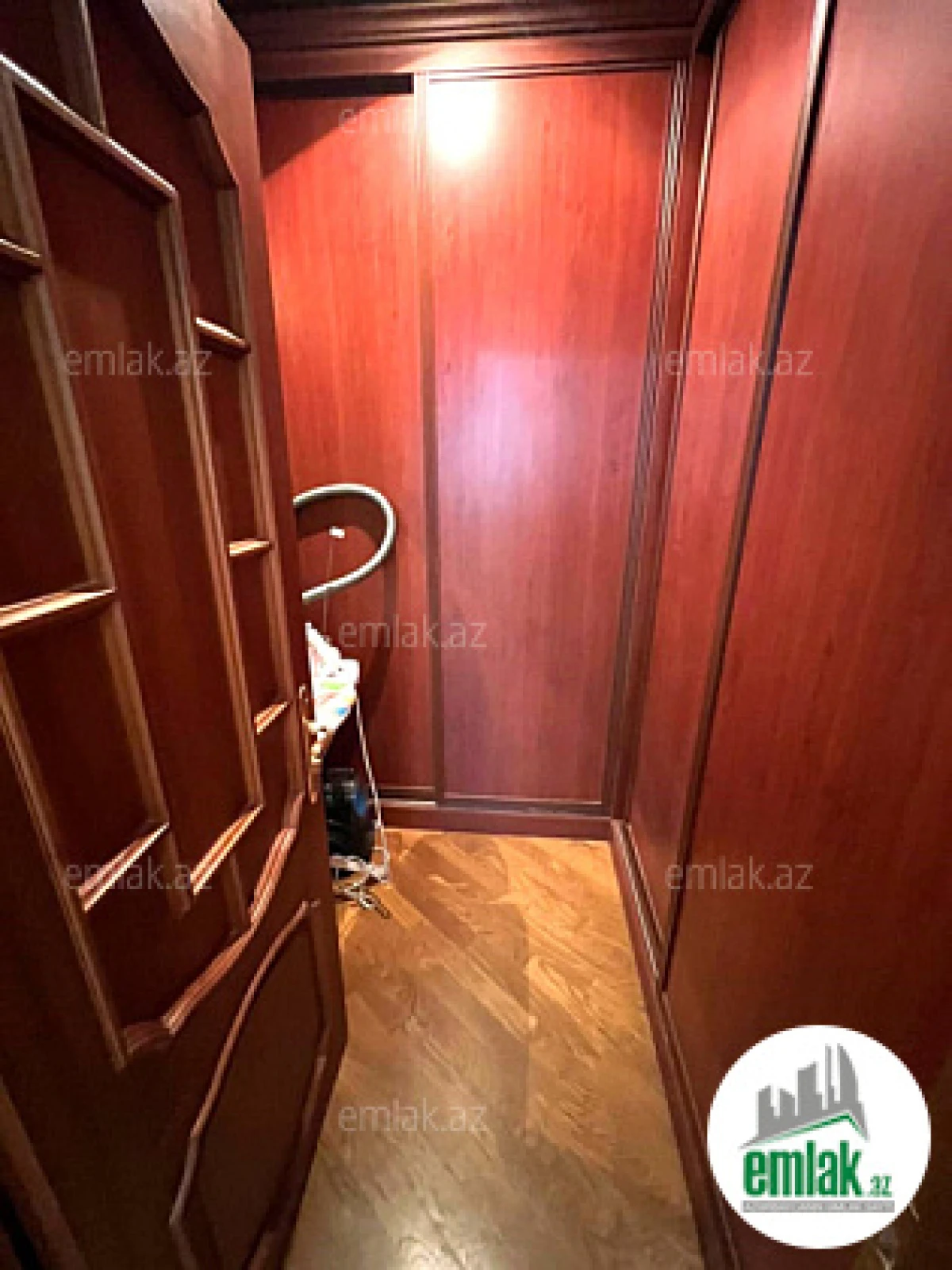 Satılır 3 otaqlı yeni tikili 170 m²