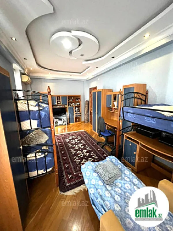 Satılır 3 otaqlı yeni tikili 170 m²