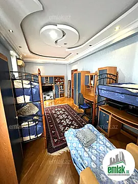 Satılır 3 otaqlı yeni tikili 170 m²