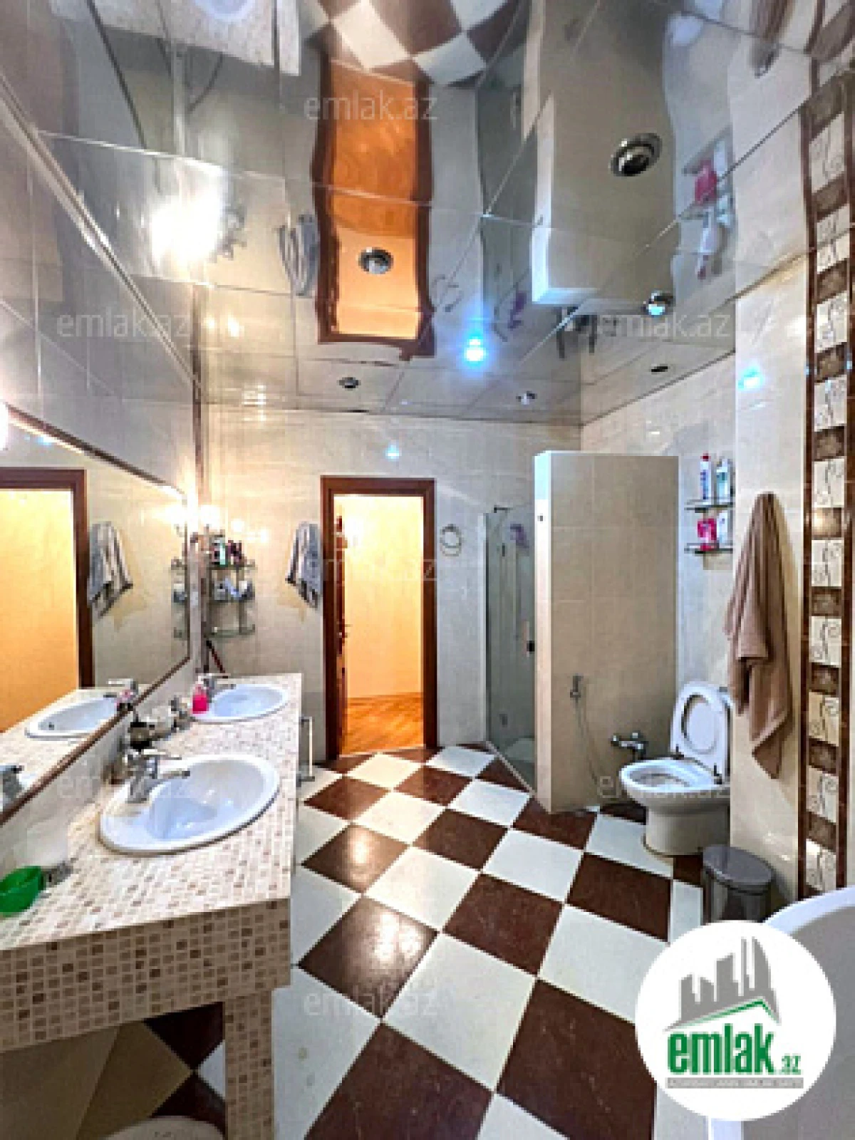 Satılır 3 otaqlı yeni tikili 170 m²