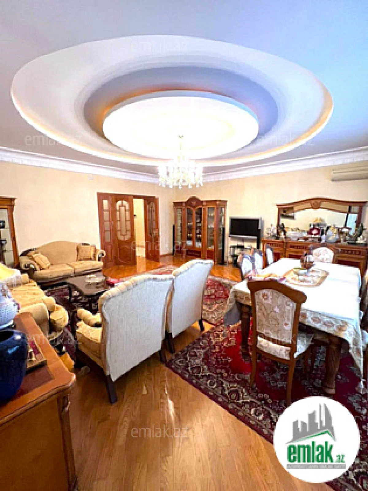 Satılır 3 otaqlı yeni tikili 170 m²