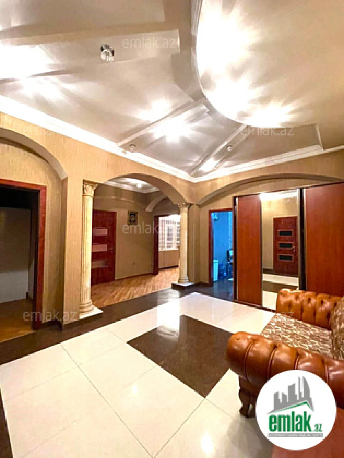Satılır 3 otaqlı yeni tikili 145 m²
