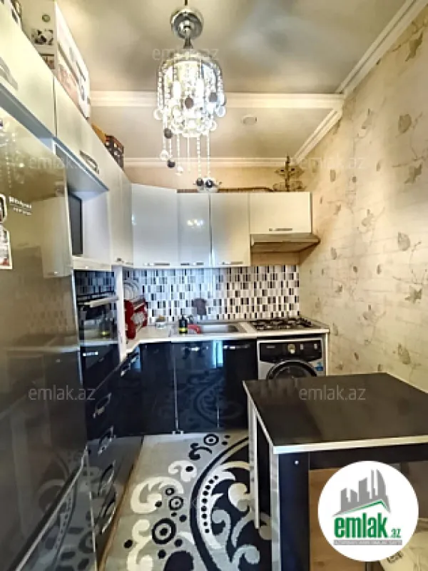 Satılır 3 otaqlı yeni tikili 74 m²