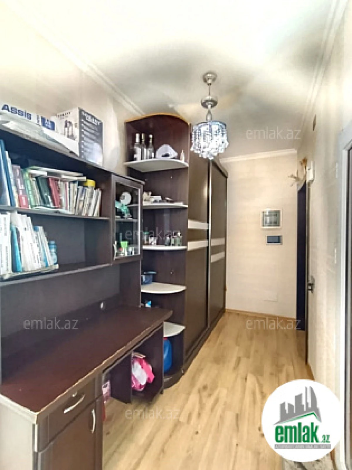 Satılır 3 otaqlı yeni tikili 74 m²