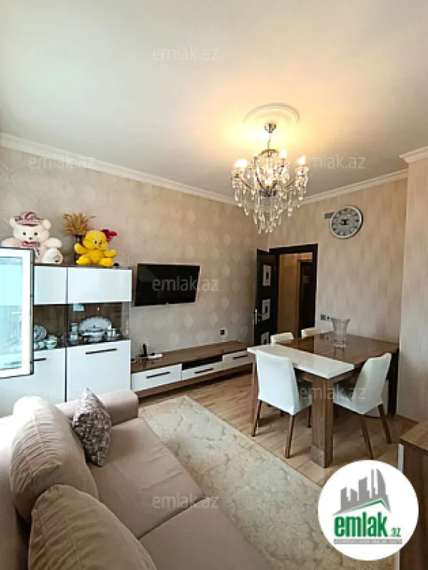 Satılır 3 otaqlı yeni tikili 74 m²