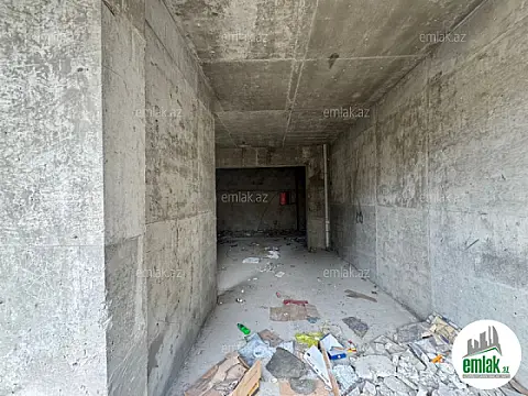 Satılır 1 otaqlı obyekt 81.5 m²