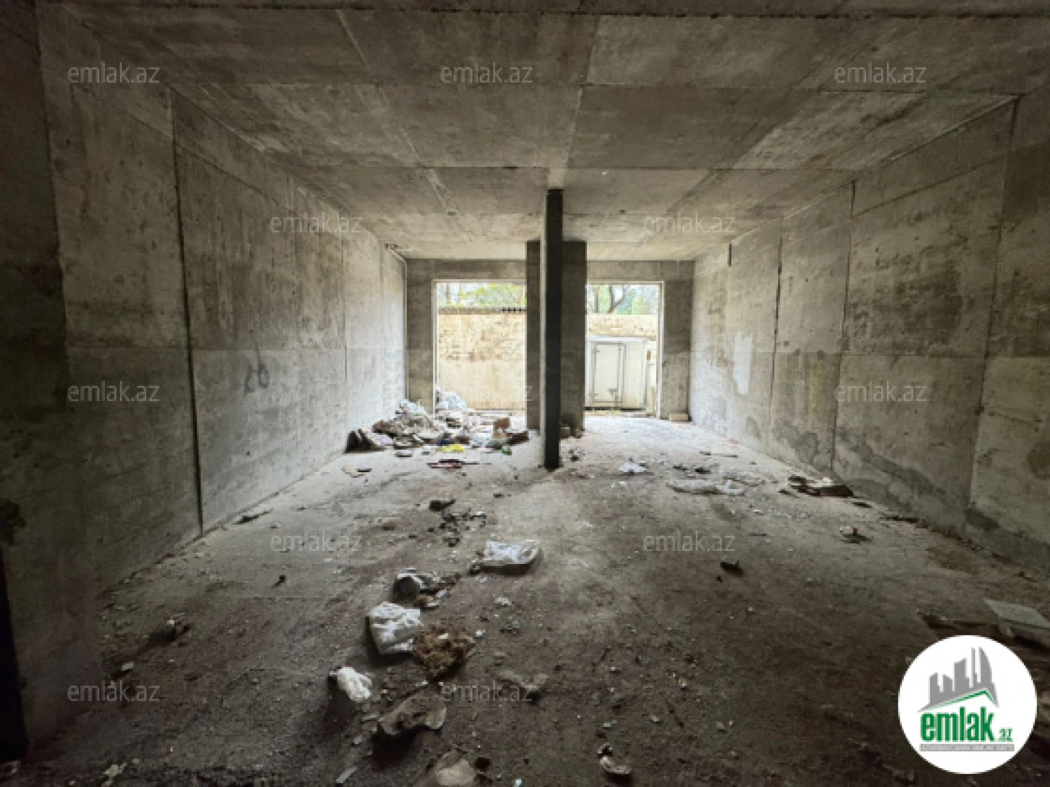 Satılır 1 otaqlı obyekt 81.5 m²