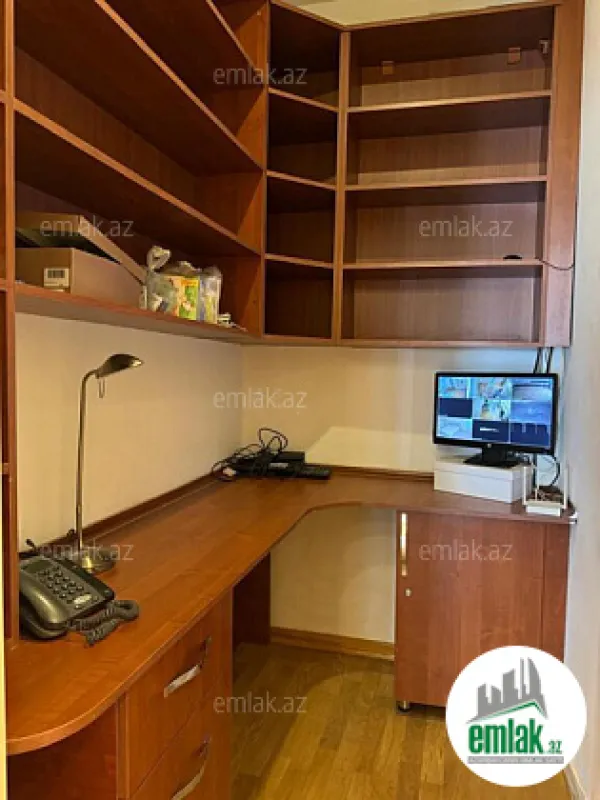 Satılır 3 otaqlı yeni tikili 151 m²