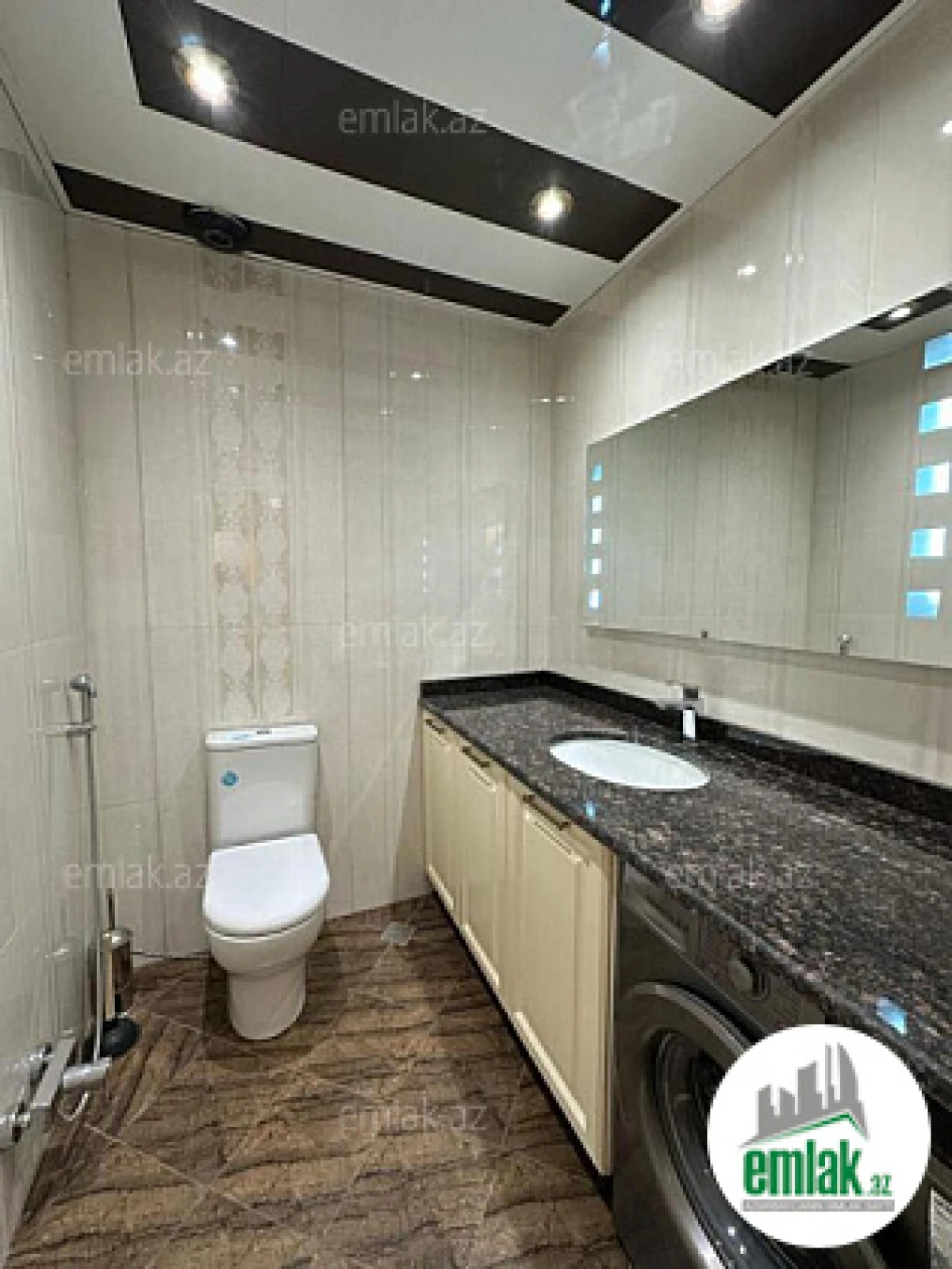 Satılır 3 otaqlı yeni tikili 151 m²