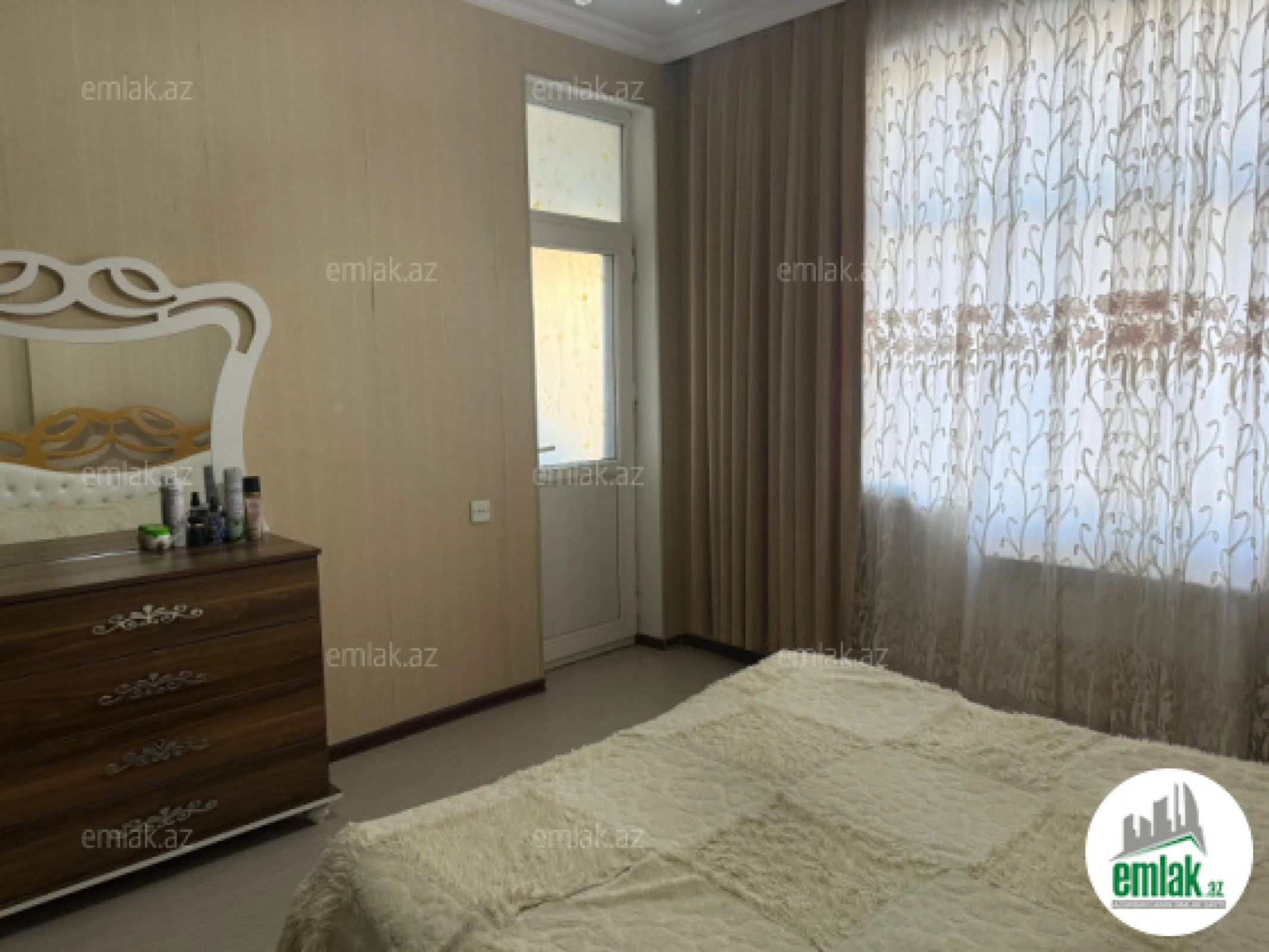 Satılır 3 otaqlı yeni tikili 100 m²