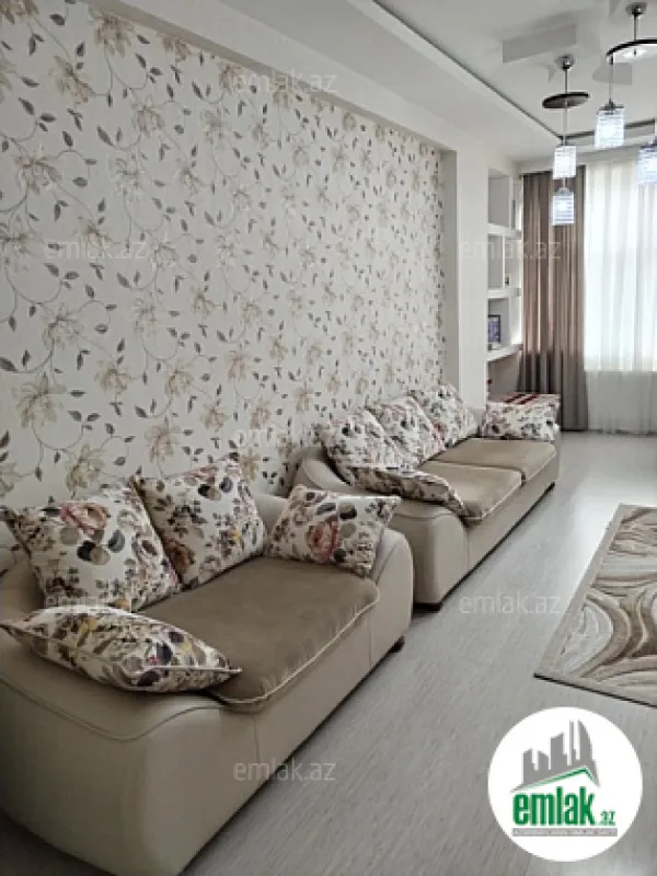 Satılır 3 otaqlı yeni tikili 100 m²