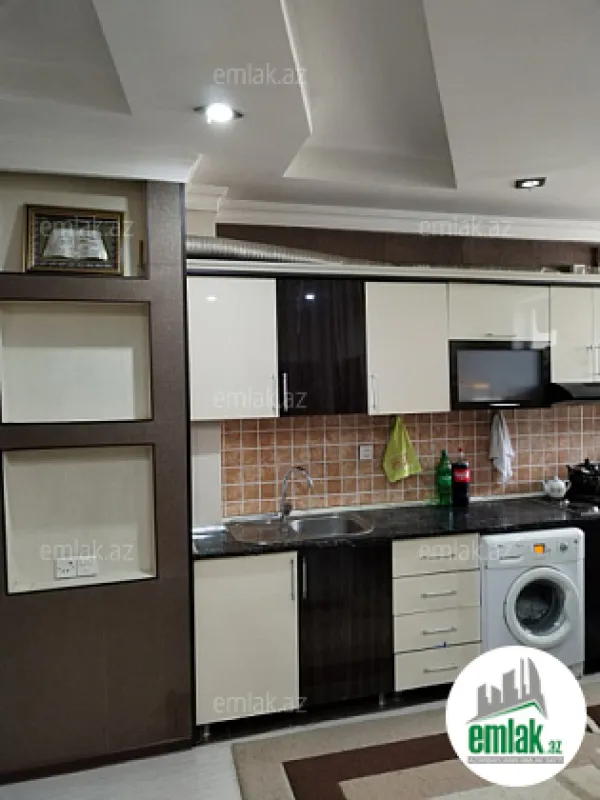 Satılır 3 otaqlı yeni tikili 100 m²