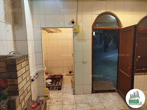 Satılır 7 otaqlı obyekt 194.9 m²