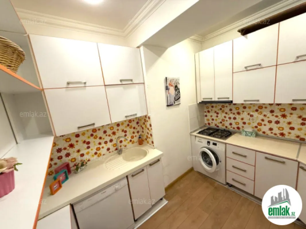 Satılır 2 otaqlı yeni tikili 70 m²