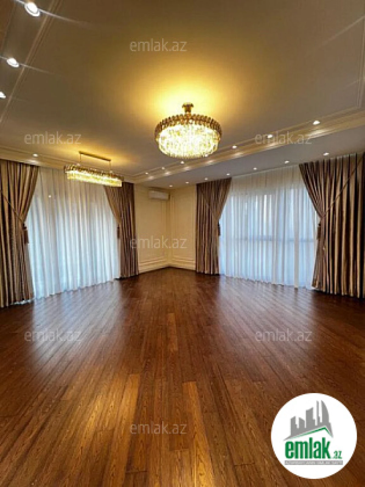 Satılır 3 otaqlı yeni tikili 127 m²
