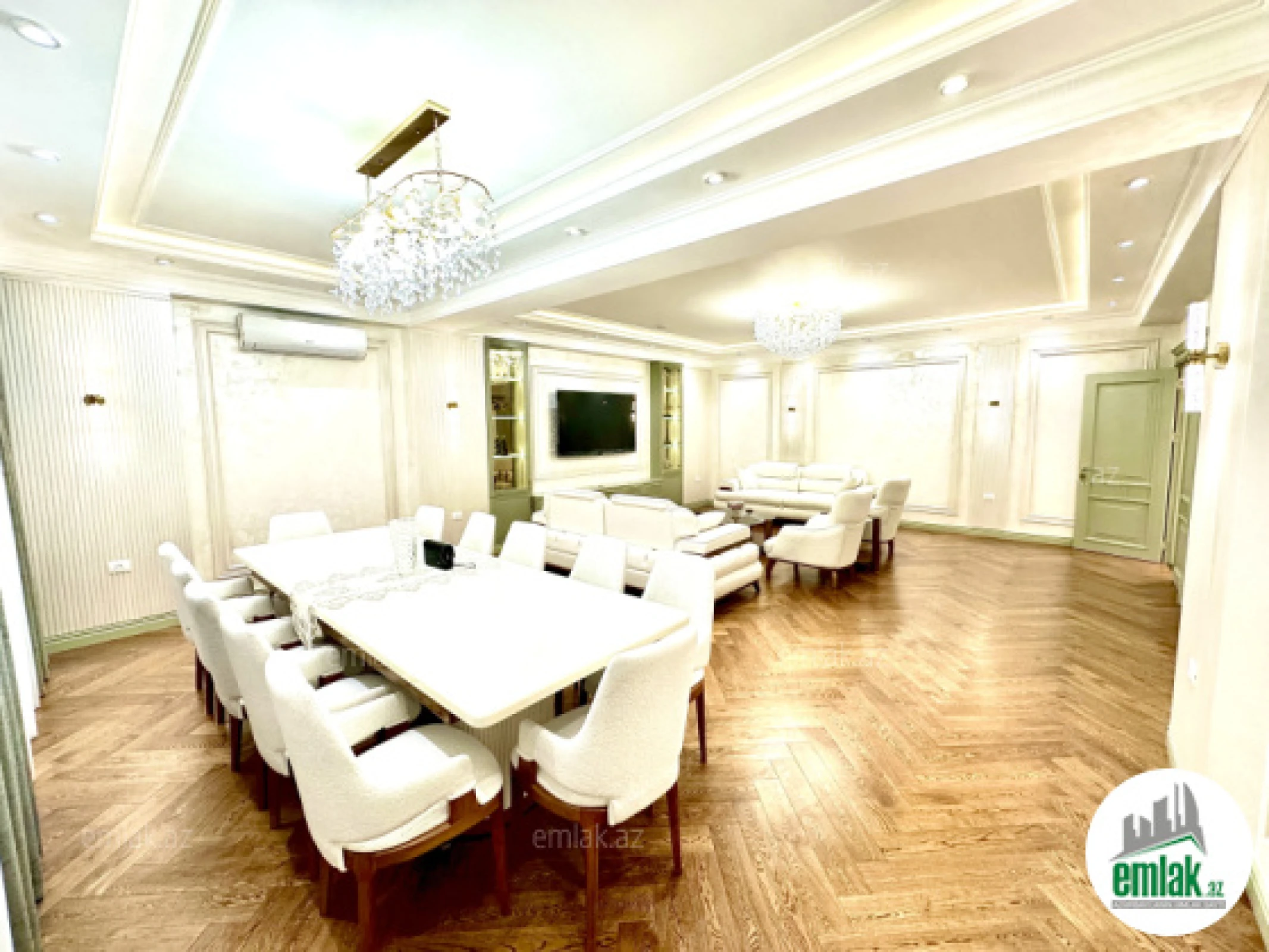 Satılır 4 otaqlı yeni tikili 216 m²