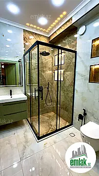 Satılır 4 otaqlı yeni tikili 216 m²