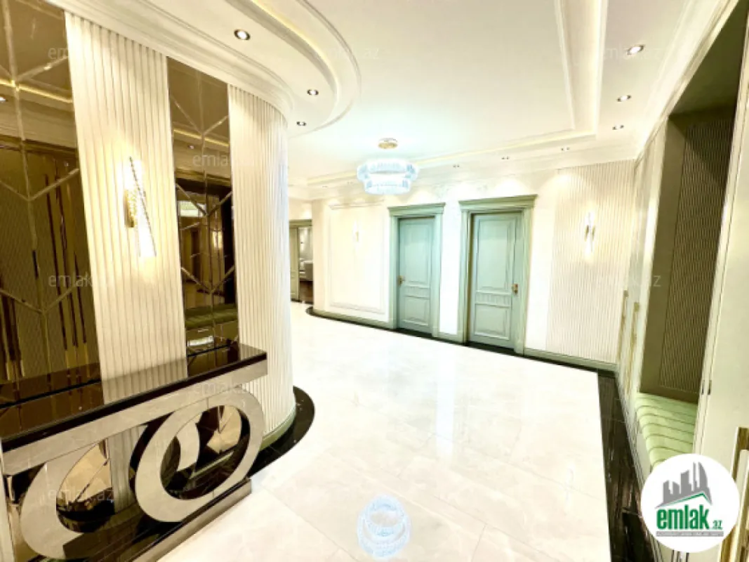 Satılır 4 otaqlı yeni tikili 216 m²