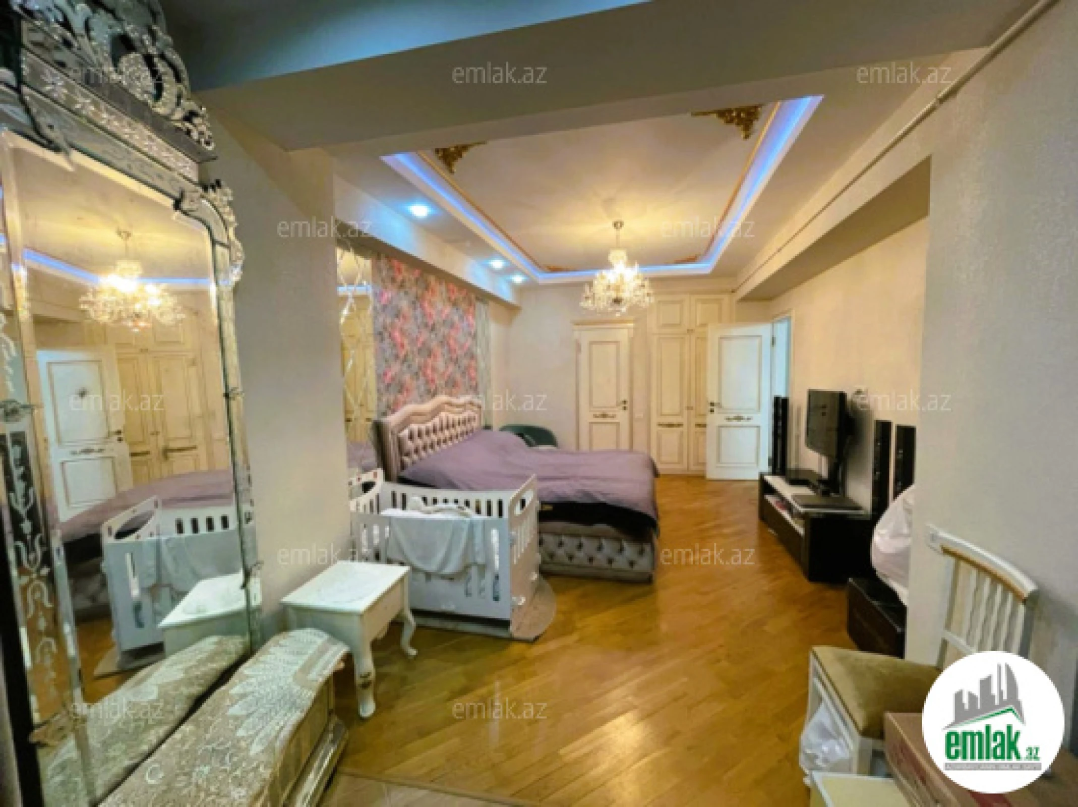 Satılır 3 otaqlı yeni tikili 105 m²