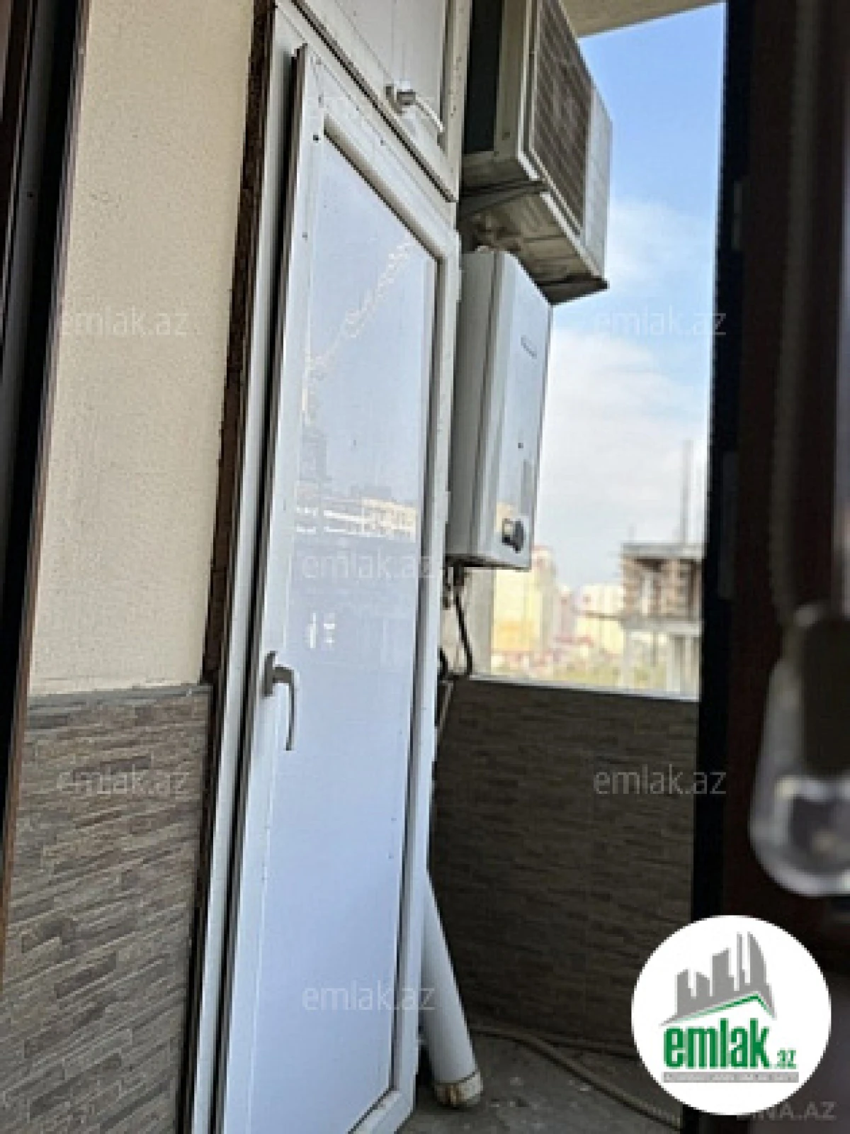 Satılır 3 otaqlı yeni tikili 125 m²