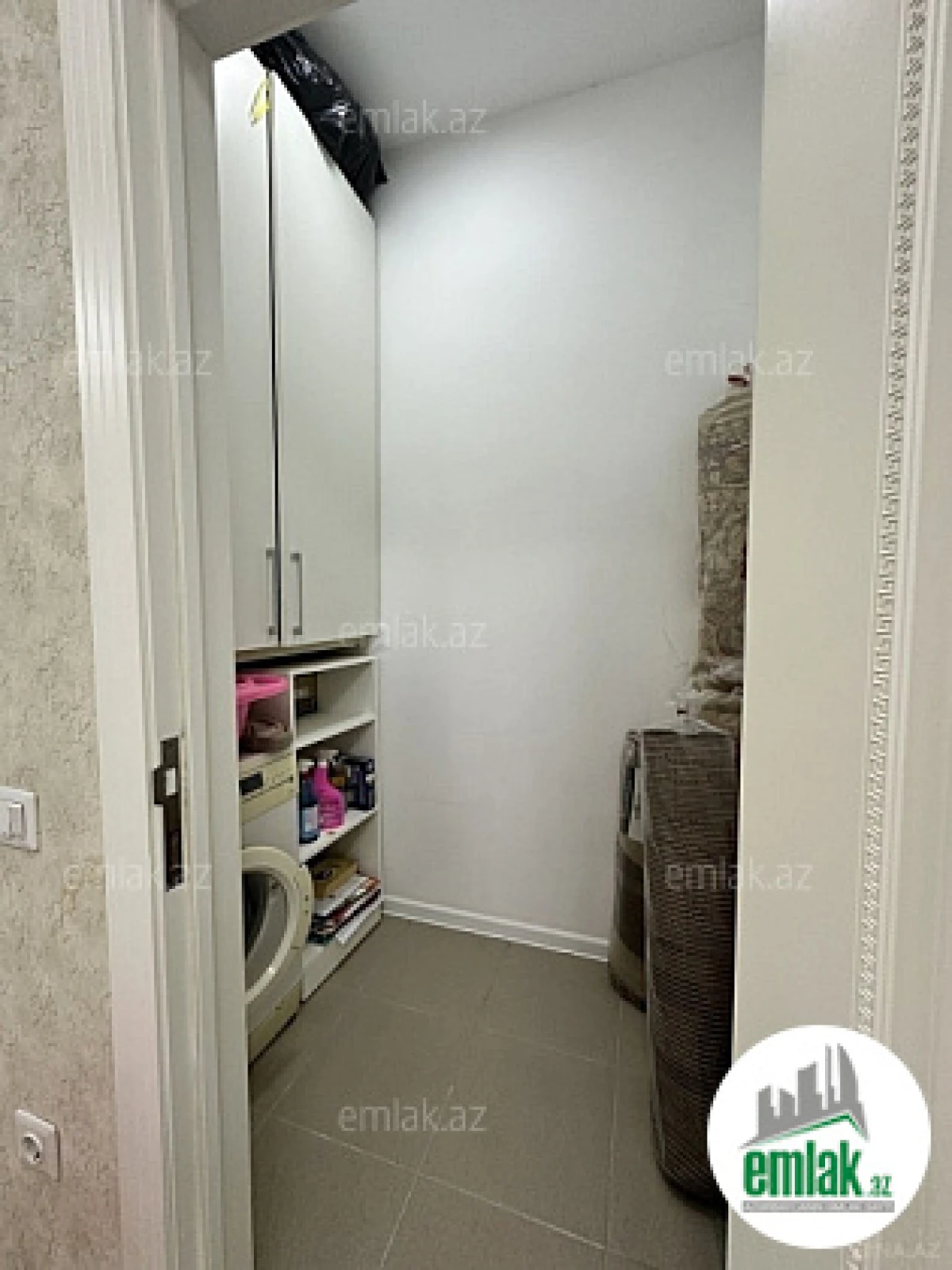 Satılır 3 otaqlı yeni tikili 125 m²