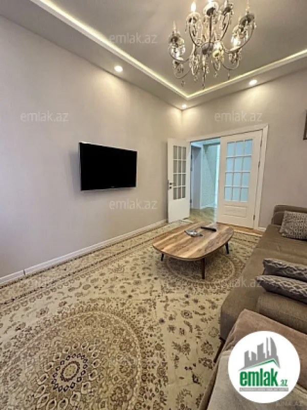 Satılır 3 otaqlı yeni tikili 125 m²