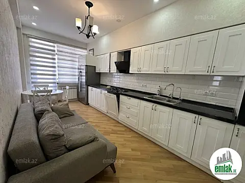 Satılır 3 otaqlı yeni tikili 125 m²