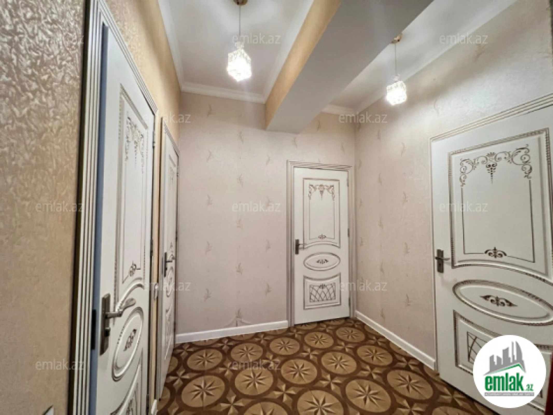 Satılır 3 otaqlı yeni tikili 100 m²