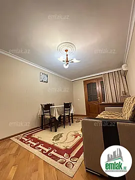 Satılır 2 otaqlı köhnə tikili 40 m²
