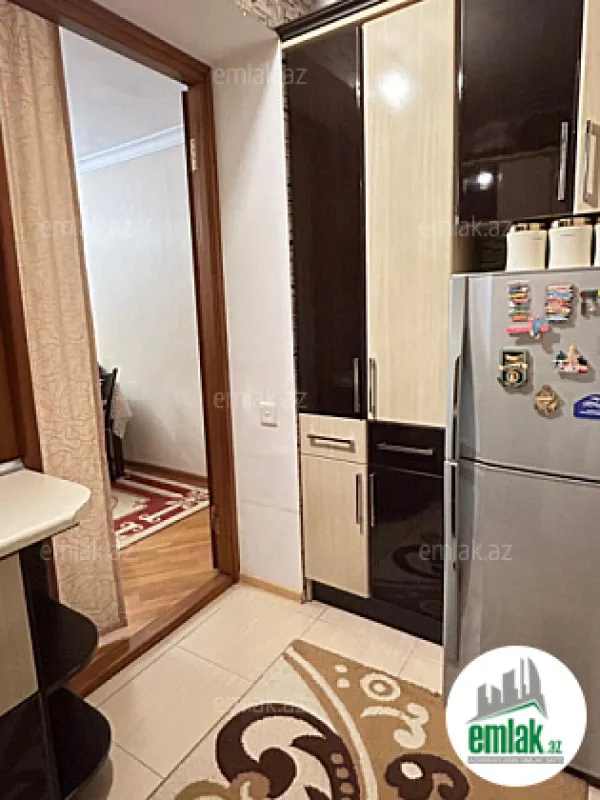 Satılır 2 otaqlı köhnə tikili 40 m²