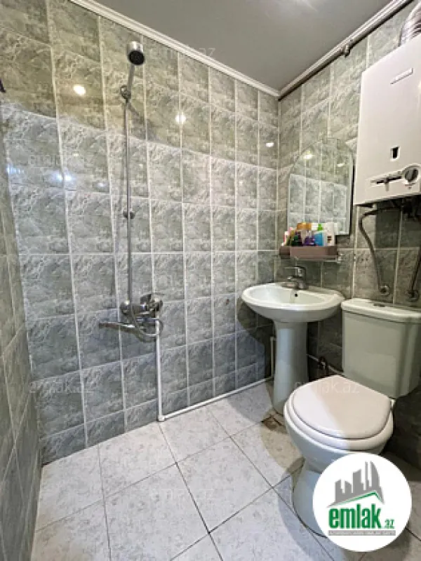 Satılır 2 otaqlı köhnə tikili 40 m²