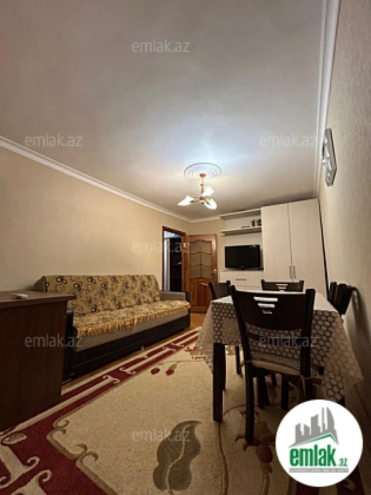 Satılır 2 otaqlı köhnə tikili 40 m²