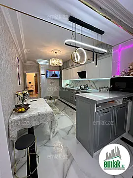Satılır 3 otaqlı yeni tikili 145 m²
