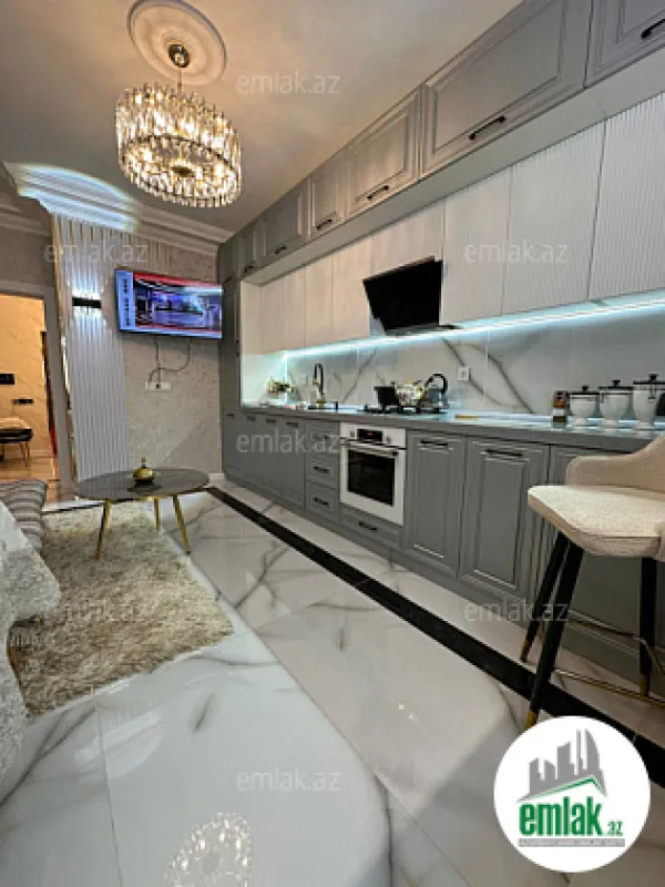 Satılır 3 otaqlı yeni tikili 145 m²