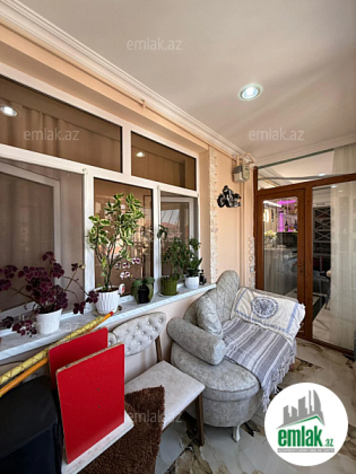 Satılır 3 otaqlı yeni tikili 145 m²