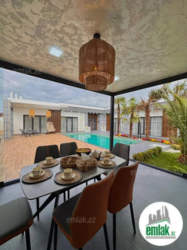 Satılır 5 otaqlı mənzil 220 m²