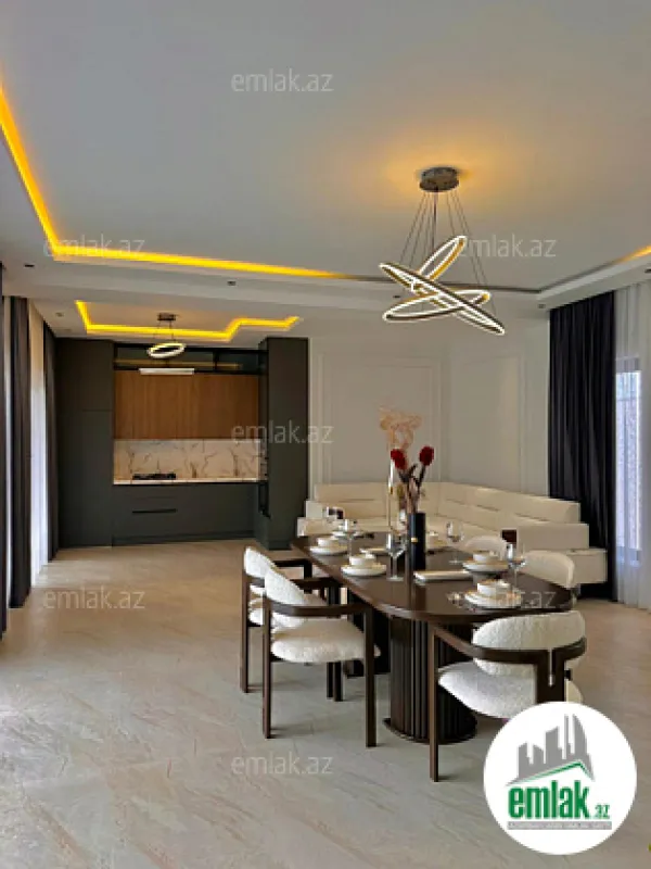 Satılır 5 otaqlı mənzil 220 m²