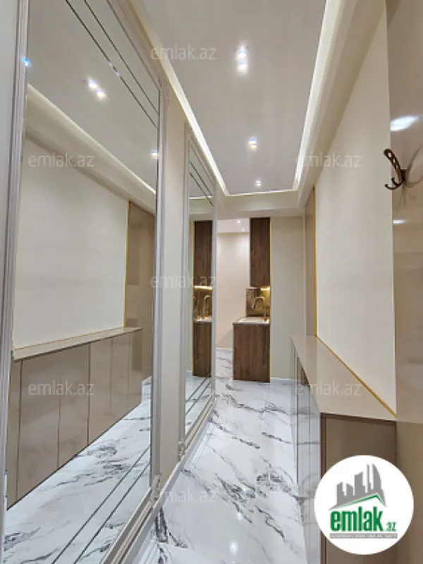 Satılır 2 otaqlı yeni tikili 68 m²