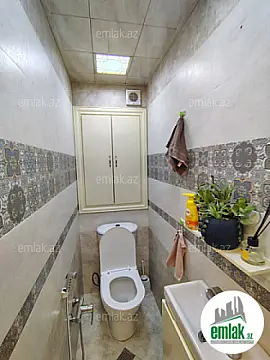 Satılır 3 otaqlı köhnə tikili 70 m²