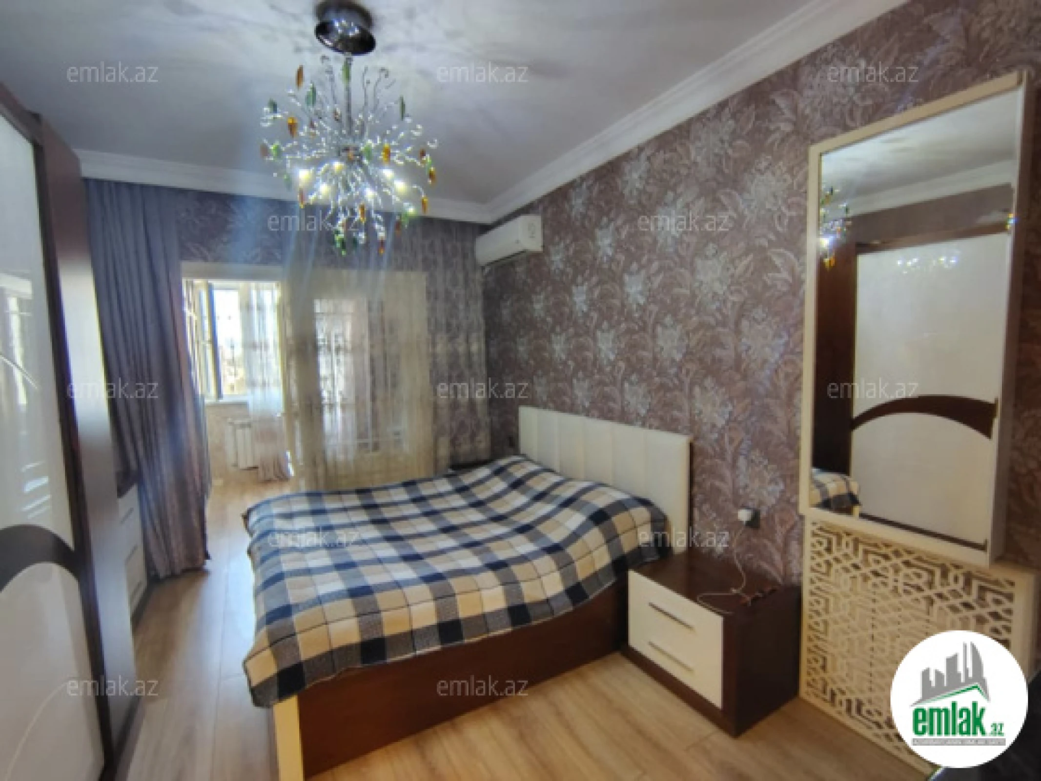 Satılır 3 otaqlı köhnə tikili 70 m²