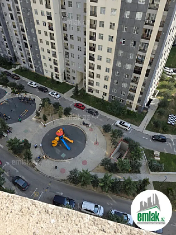 Satılır 3 otaqlı yeni tikili 110 m²