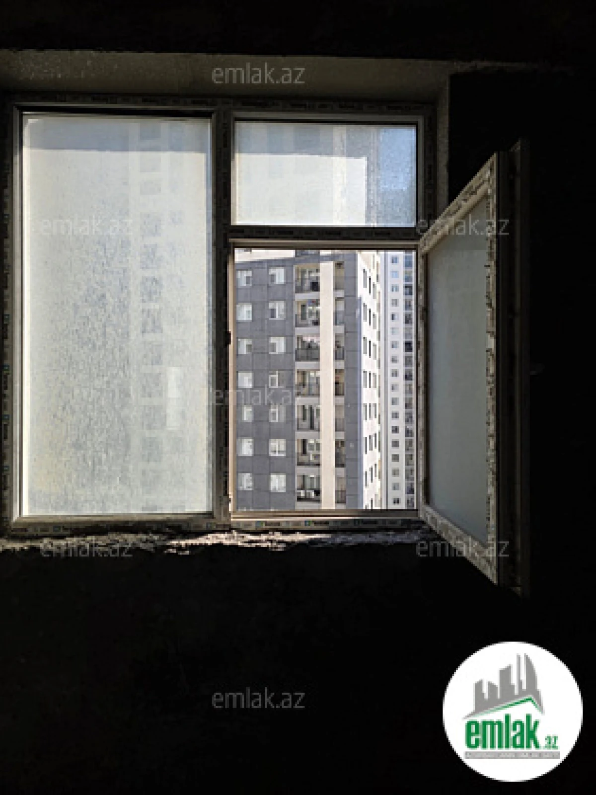 Satılır 3 otaqlı yeni tikili 110 m²