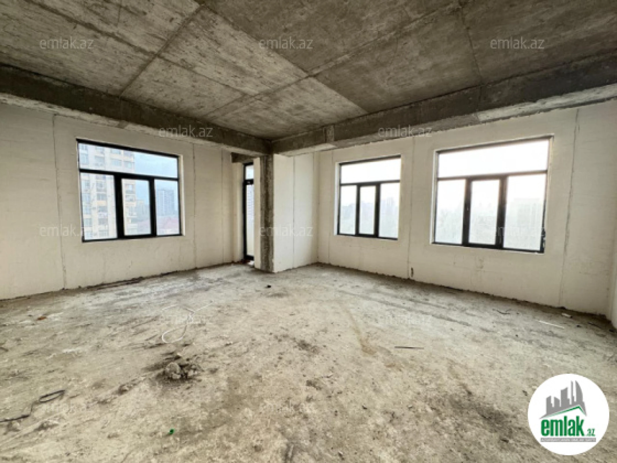 Satılır 4 otaqlı yeni tikili 146 m²