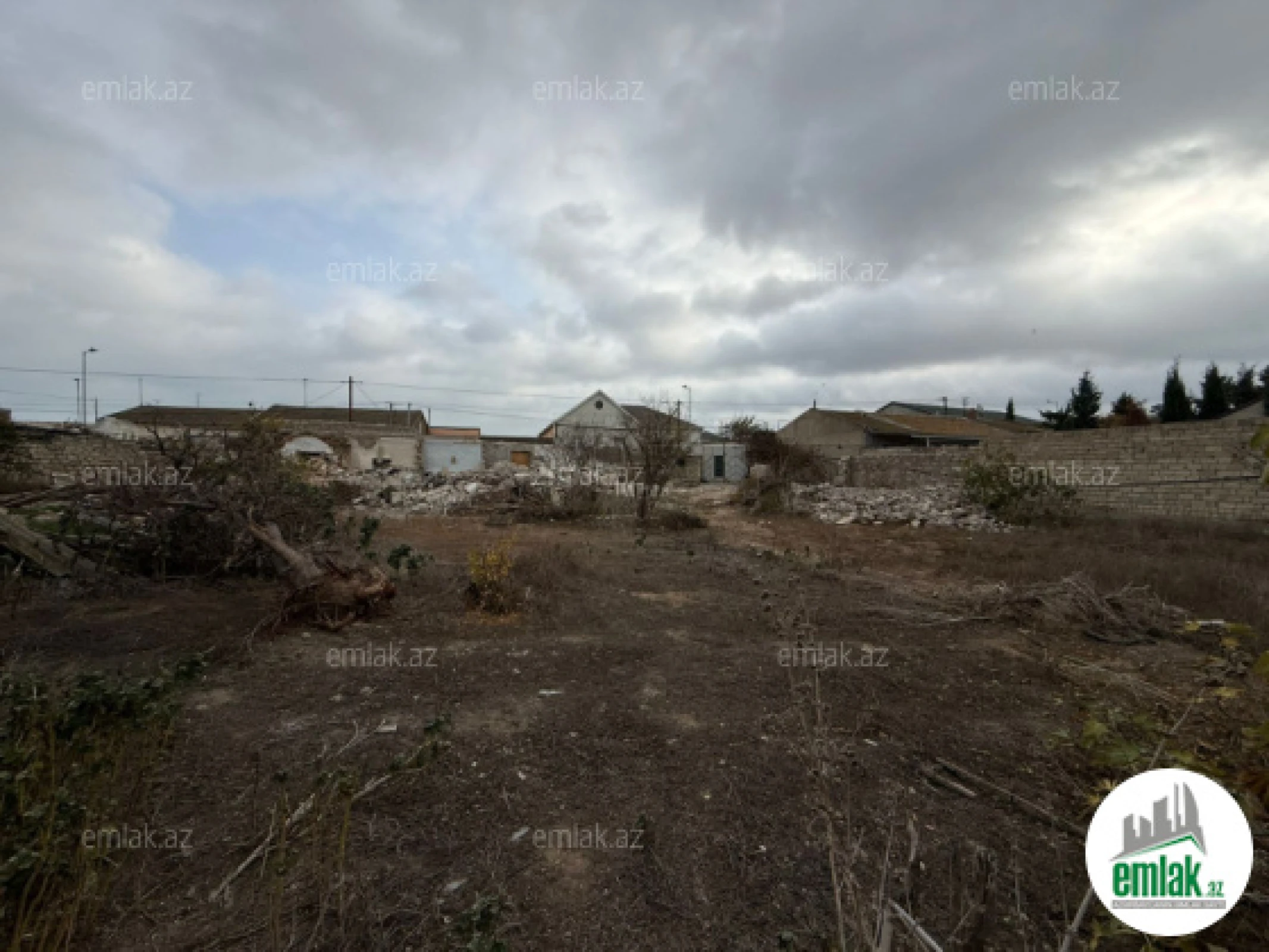 Satılır torpaq sahəsi 4 m²