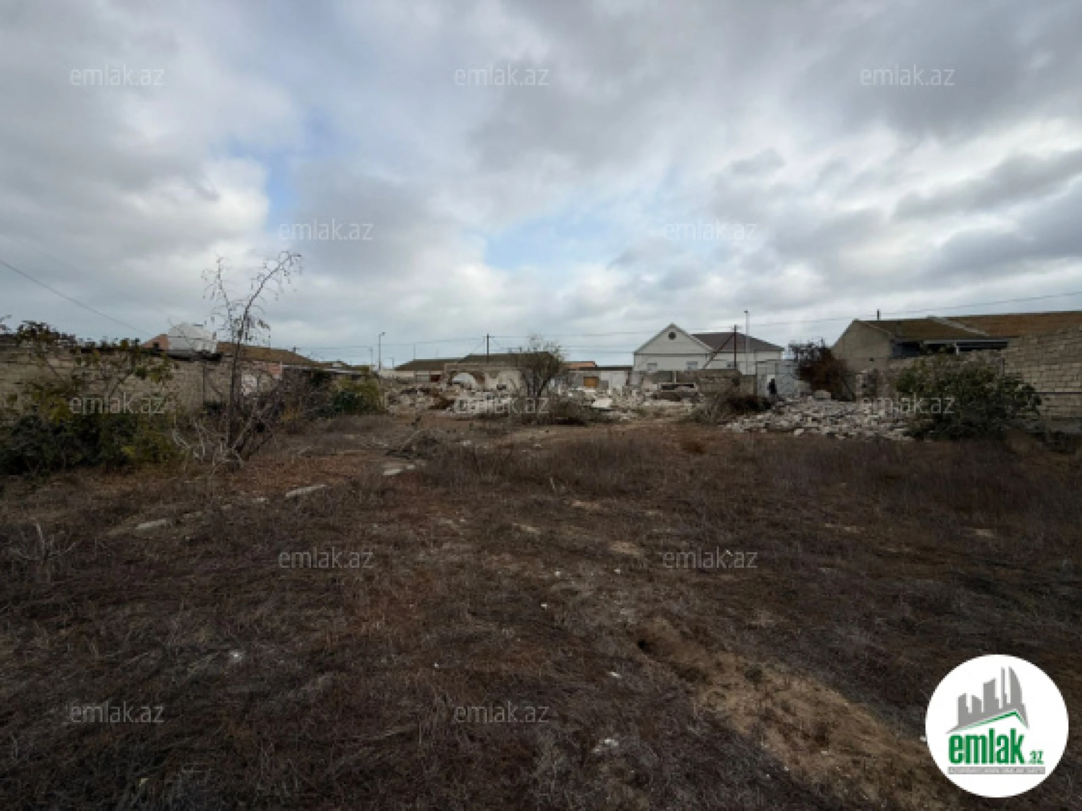 Satılır torpaq sahəsi 4 m²