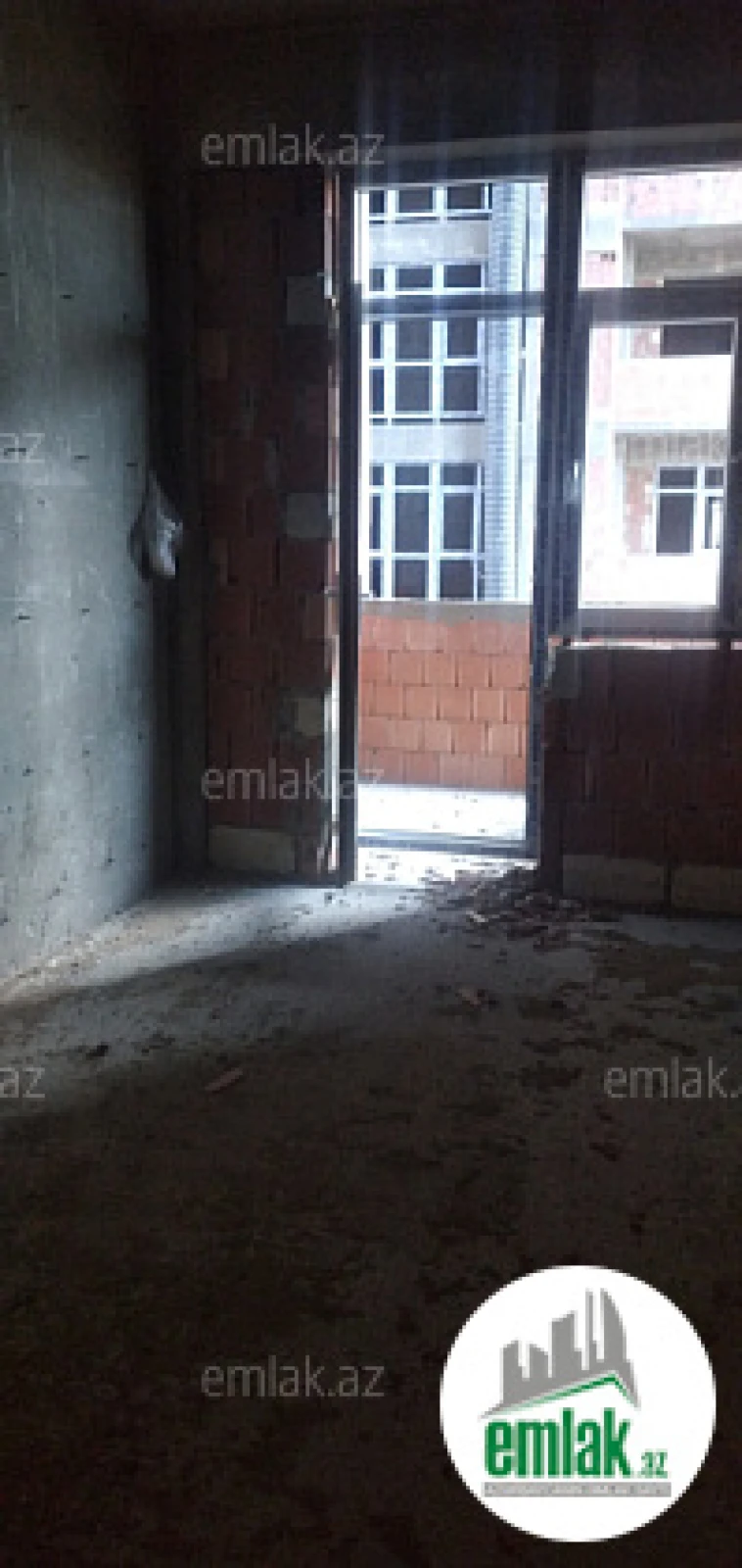 Satılır 2 otaqlı yeni tikili 83 m²