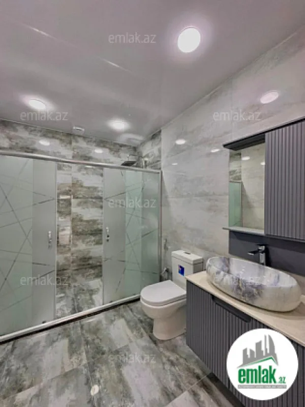 Satılır 4 otaqlı mənzil 170 m²