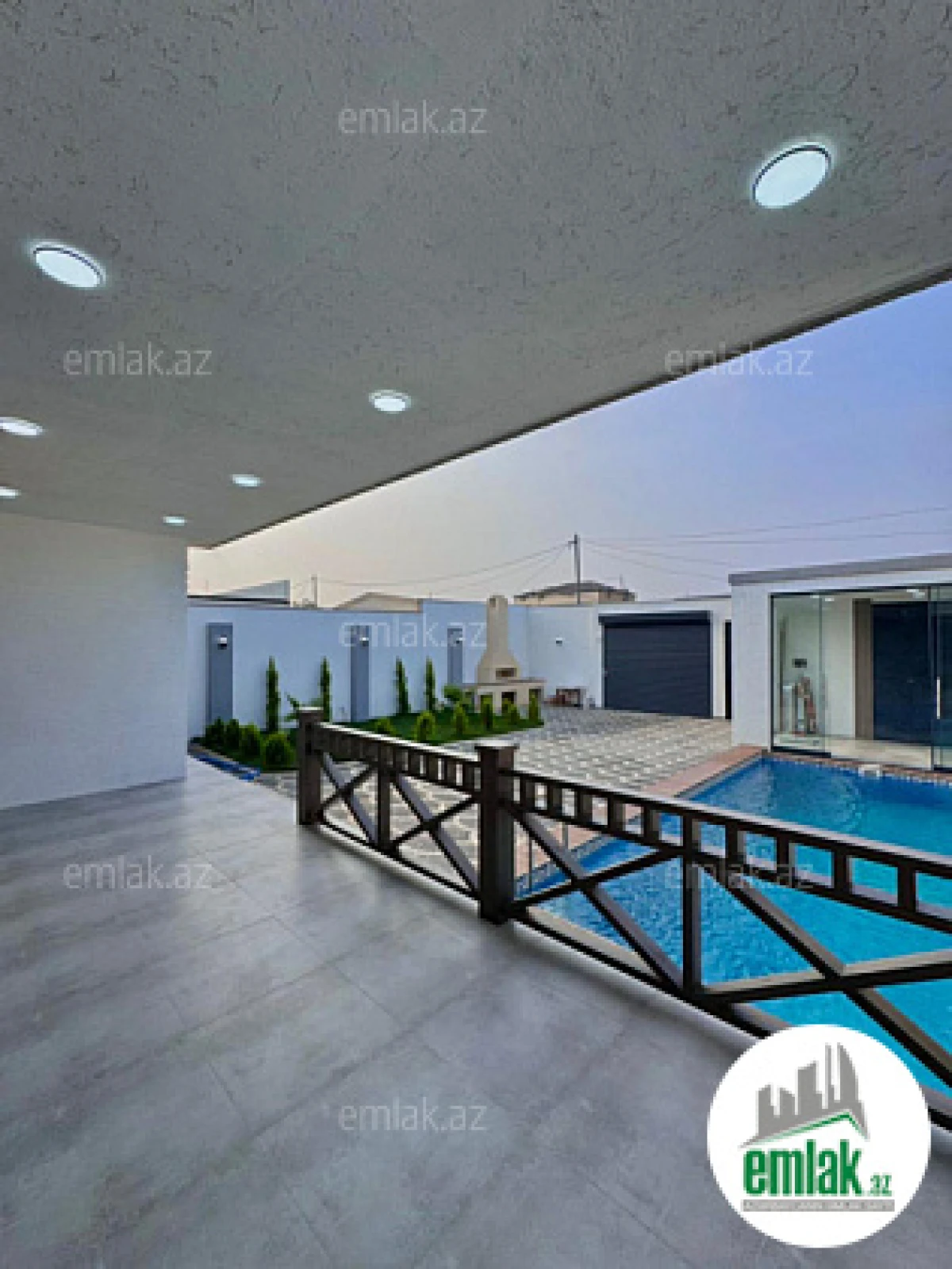 Satılır 4 otaqlı mənzil 170 m²