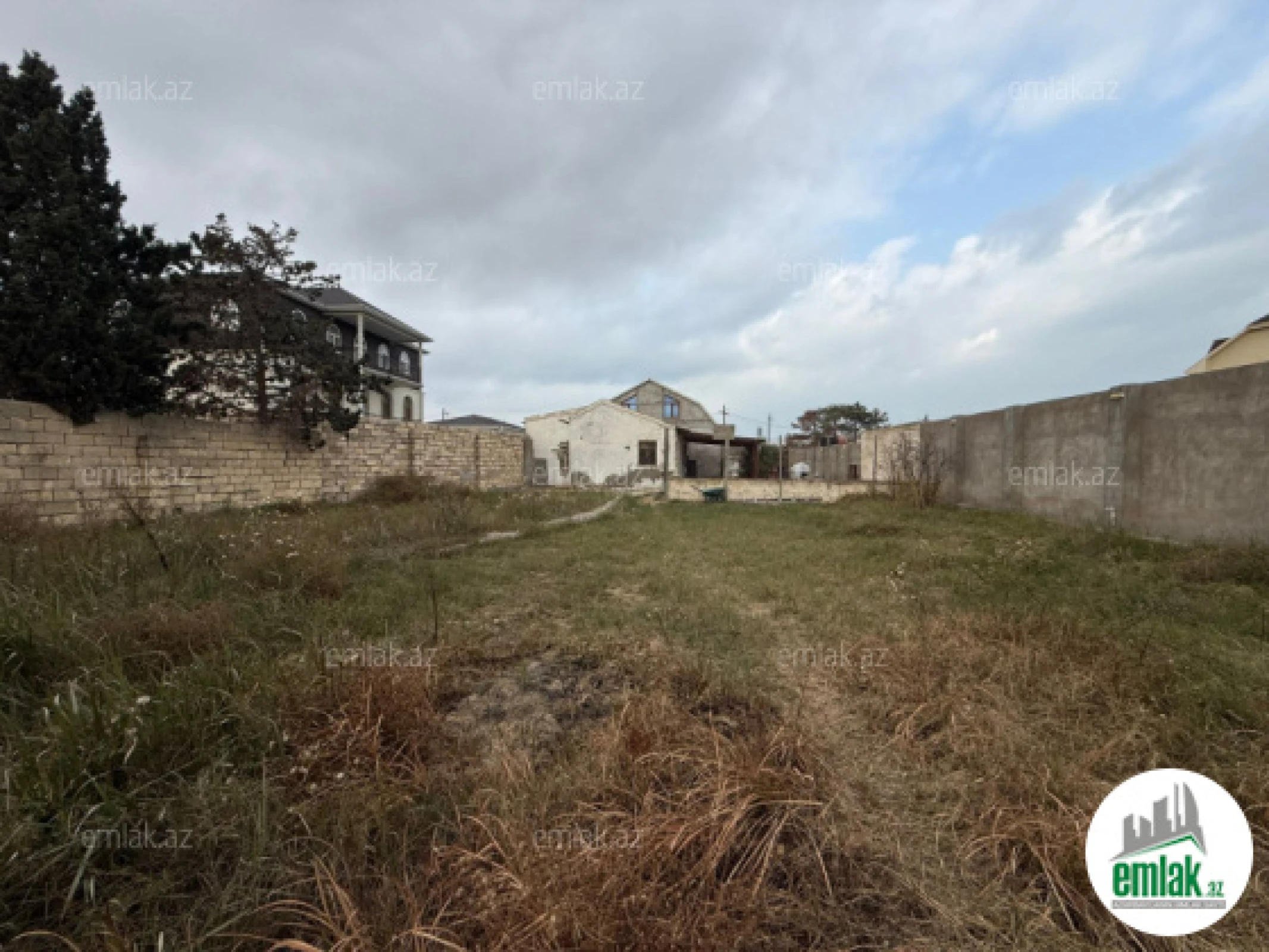 Satılır torpaq sahəsi 12 m²