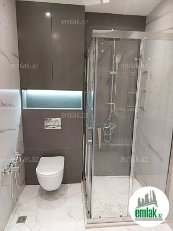 Satılır 4 otaqlı yeni tikili 140 m²